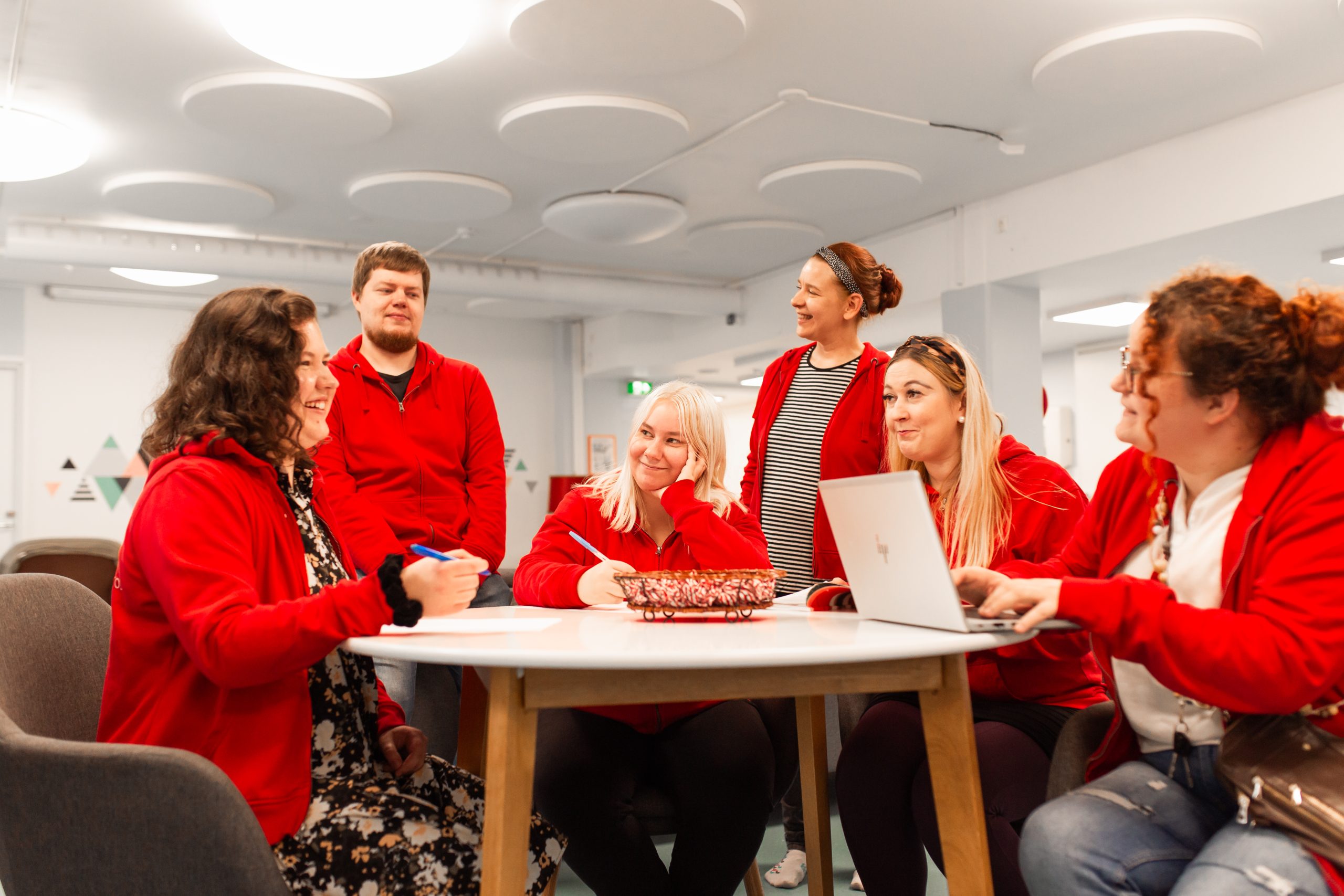 Tukea vapaaehtoisuuteen maahanmuuttaneille